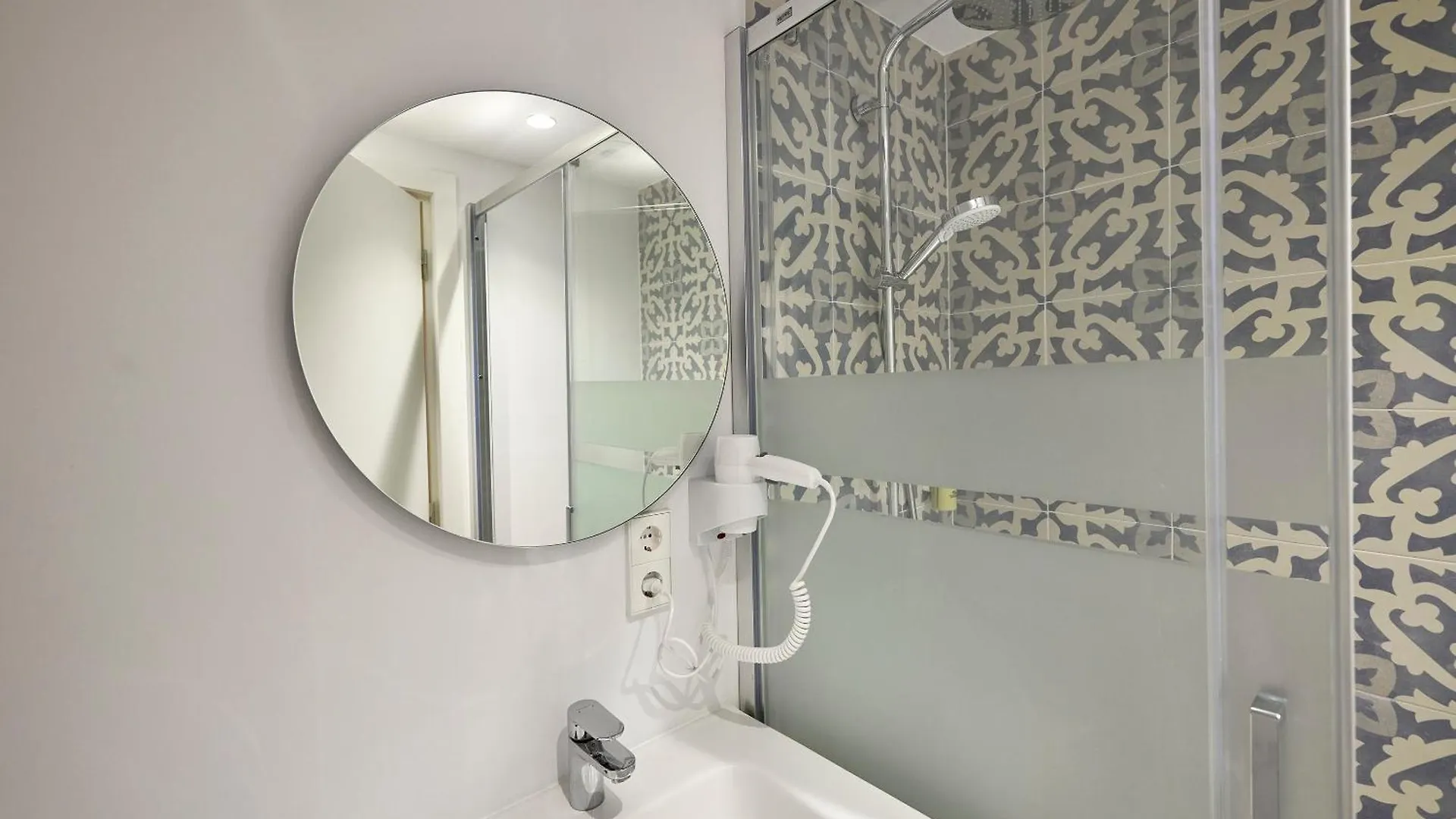 Inner Hostal Es Moli Cala D´Or 0*,  Ισπανία